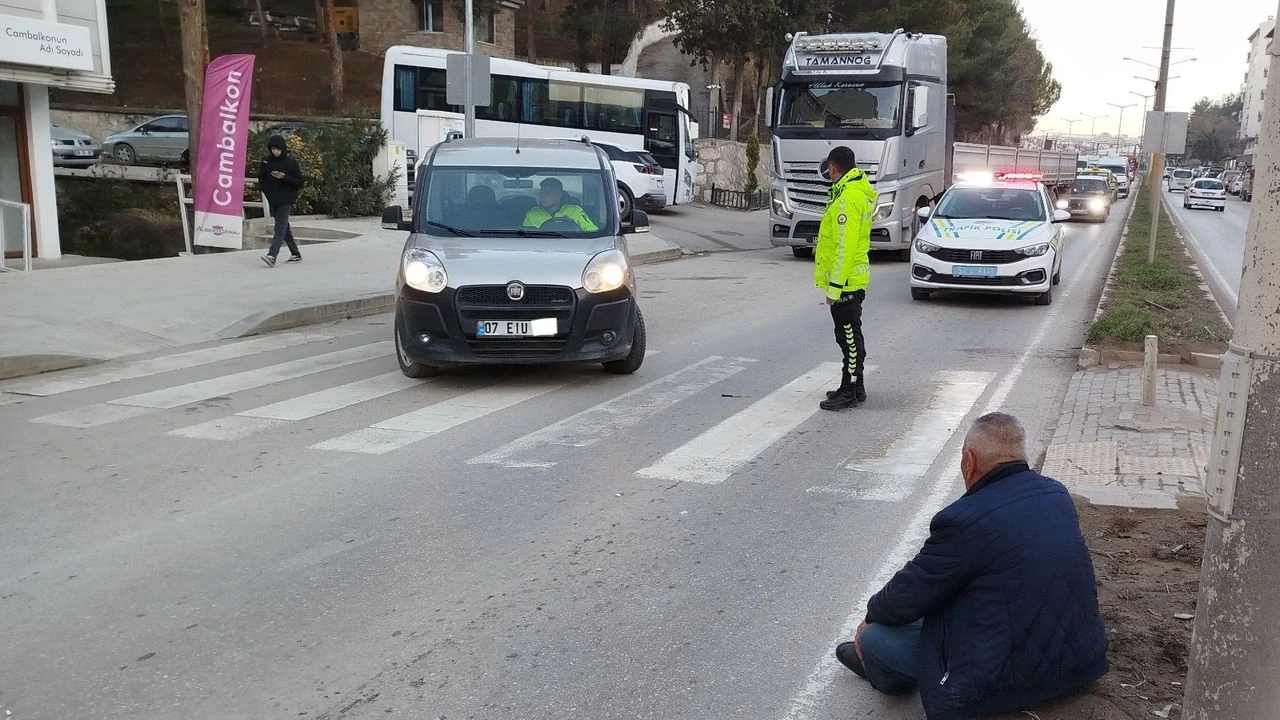 Boyabat ilçesinde meydana gelen kazasında şeker komasına giren sürücü!