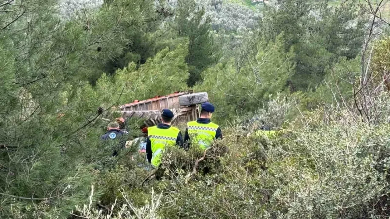 İznik'te Traktör Kaza Yaptı: Sürücü Yaşamını Yitirdi!