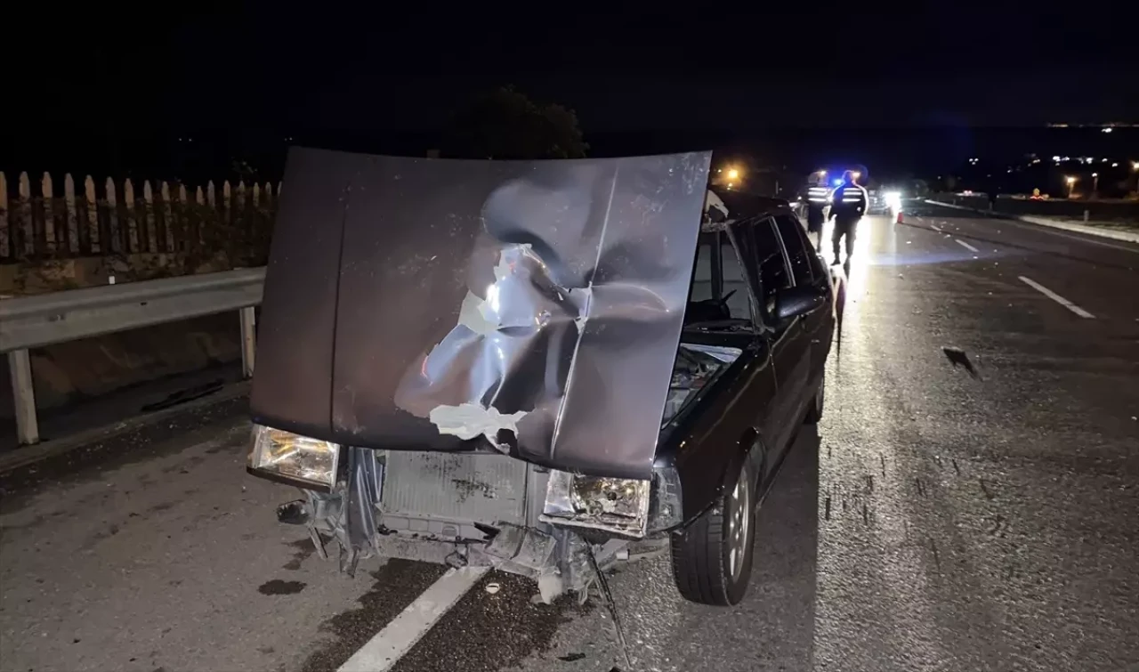 Sinop'ta meydana gelen trafik kazasında 3 kişi yaralandı.