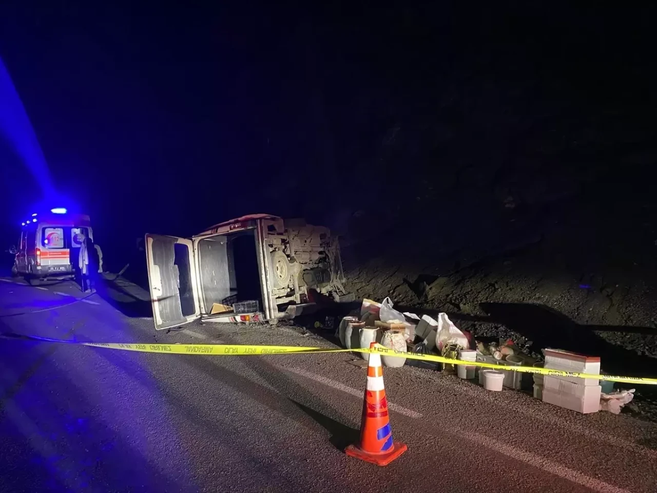 Erzurum'un Tortum ilçesinde iki ayrı kaza sonucunda 1 Ölü 4 Yaralı!