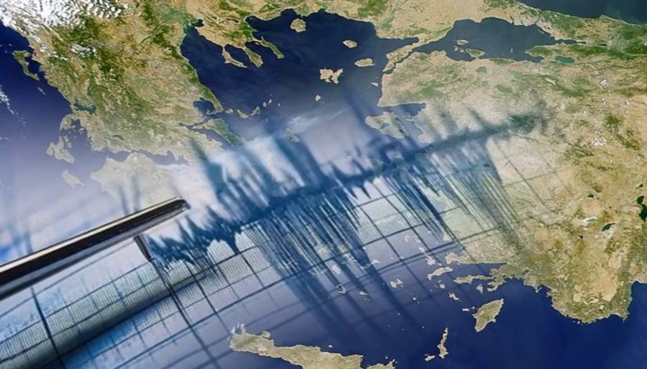 Ege Denizi'nde meydana gelen 4,5 büyüklüğündeki deprem korkuttu!