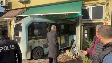 Kartal'da Meydana Gelen Fehmi G. Yönetimindeki Minibüs Kazası!