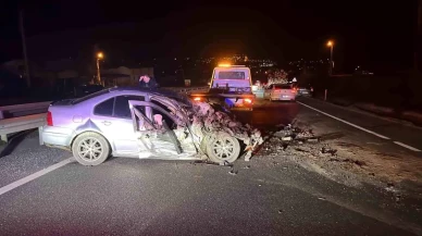 Tosya'da Trafik Kazası: Otomobil Kamyona Çarptı;Sürücü Ağır Yaralı!