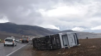 Afyonkarahisar'da Otobüs Devrildi Ağır Yaralılar Var!