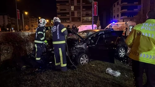 Denizli'de Trafik Kazasında Sürücü Can verdi, Şehir Halkı Şokta