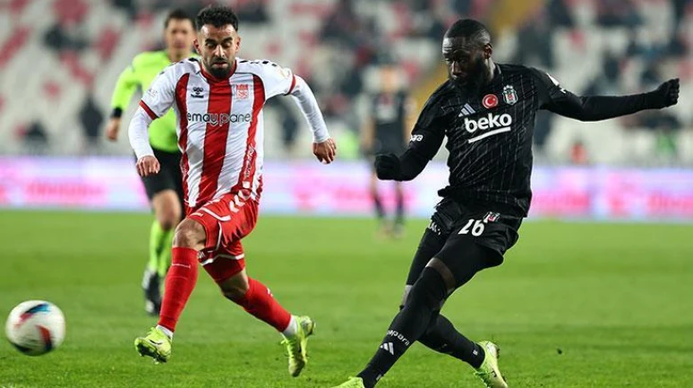 Sivasspor ile Beşiktaş arasında nefes kesen kupa maçı başladı!